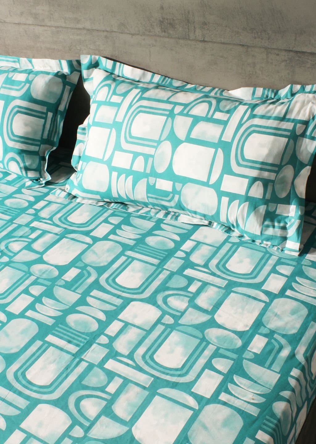 Essentials | 100% Cotton | Geometric Design (108"x108"/274cmx274cm) | 144TC Superking Bedsheet view 18