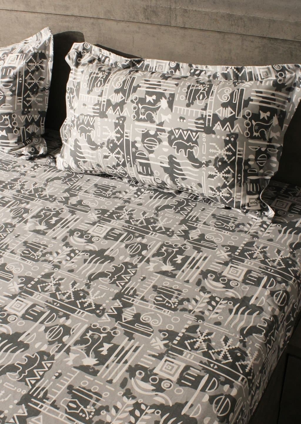 Essentials | 100% Cotton | Geometric Design (108"x108"/274cmx274cm) | 144TC Superking Bedsheet view 13