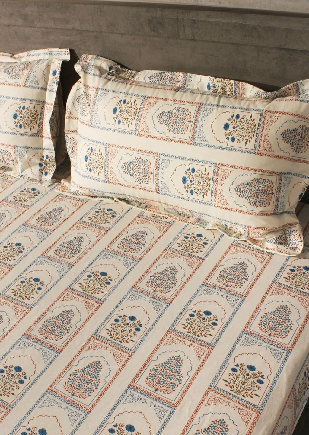 Essentials | 100% Cotton | Floral Design (108"x108"/274cmx274cm) | 144TC Superking Bedsheet view 8