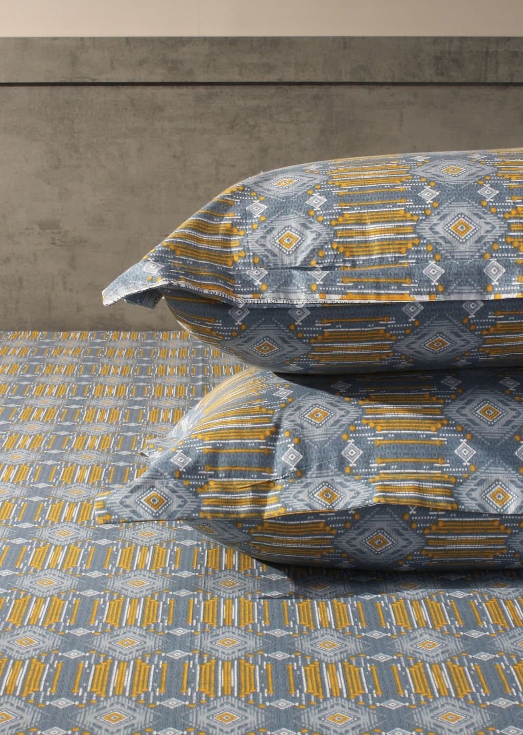 Essentials | 100% Cotton | Geometric Design (108"x108"/274cmx274cm) | 144TC Superking Bedsheet view 9
