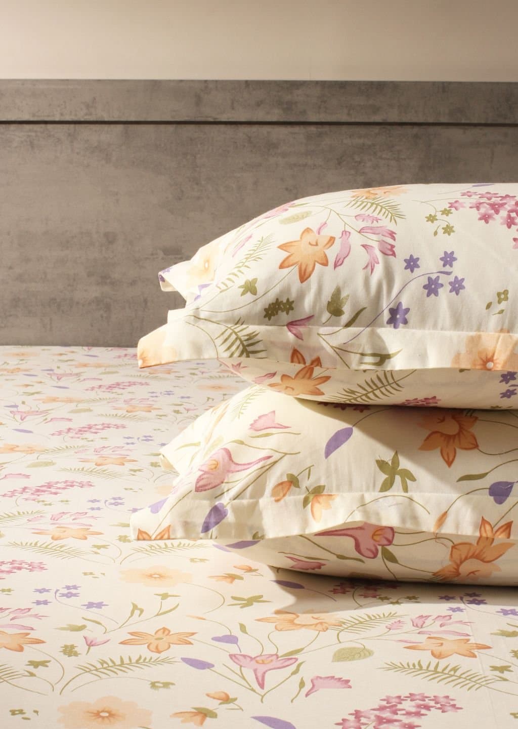 Essentials | 100% Cotton | Floral Design (108"x108"/274cmx274cm) | 144TC Superking Bedsheet view 14