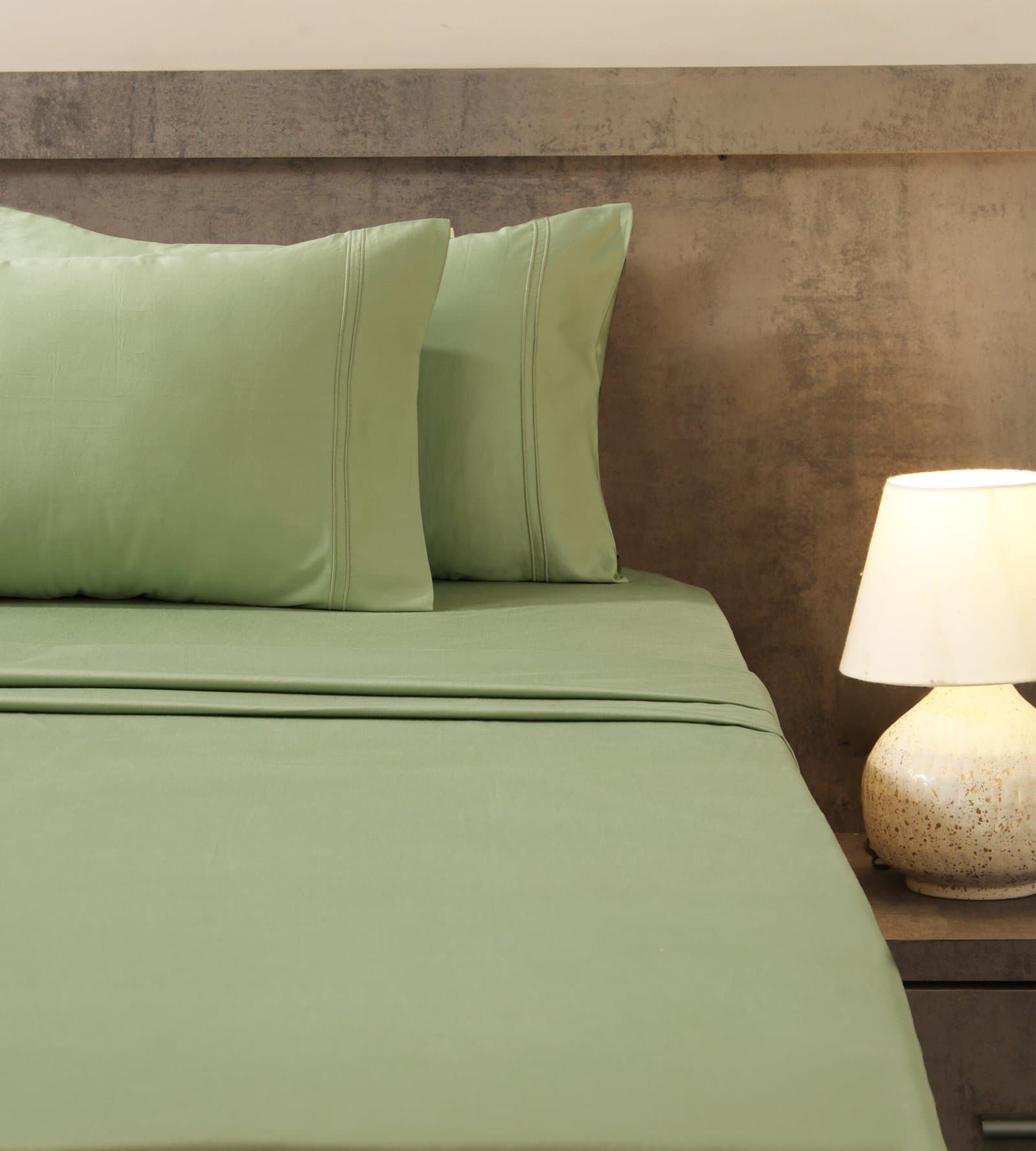 Linea Luxe Collection | 100% Cotton | Solids (108″x108″/274cmx274cm) | 400TC Superking Size Bedsheet with 2 Embroided Pillow Covers | Moss