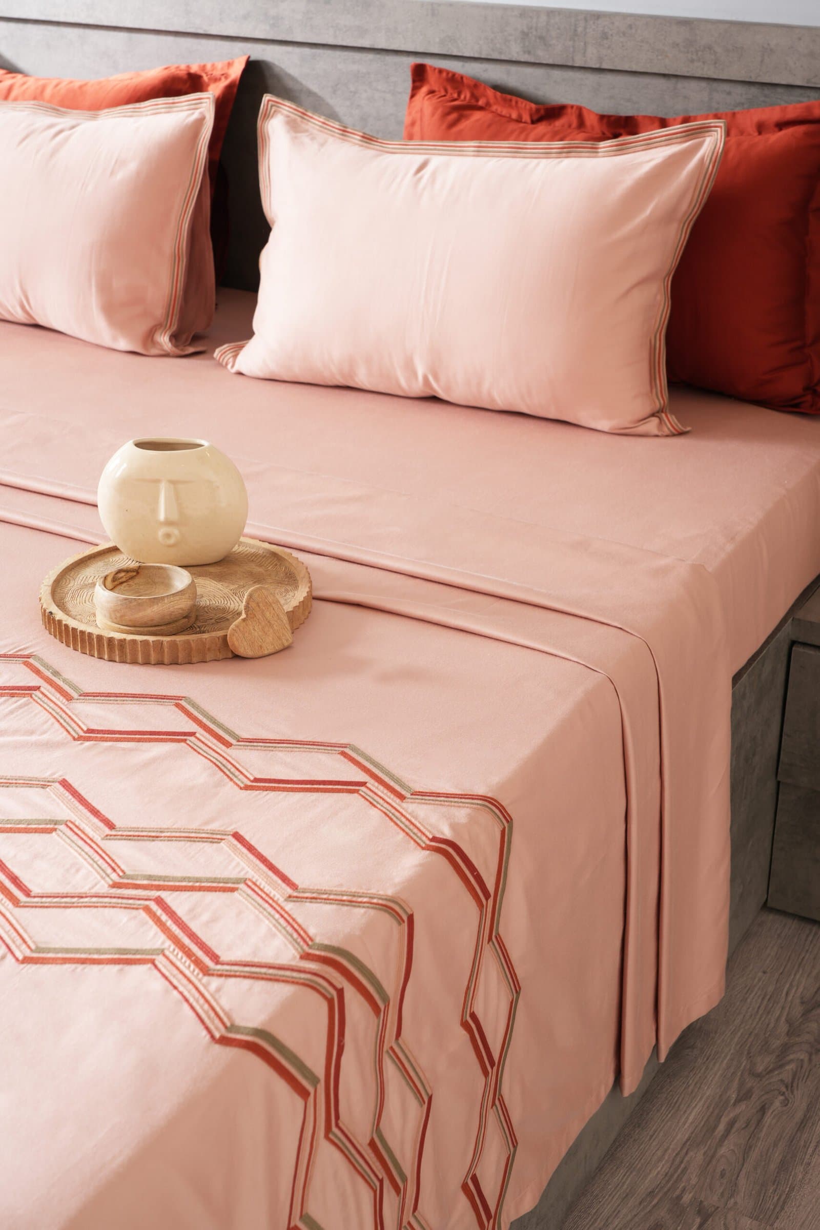 Champagne Rose Embroidered Bedsheet Set | Soft Coral Trail | Designer Embroidery | 1 Bedsheet with 2 Pillow Covers | Luxury Bedroom Décor (108″x108″/274cmx274cm) view 3