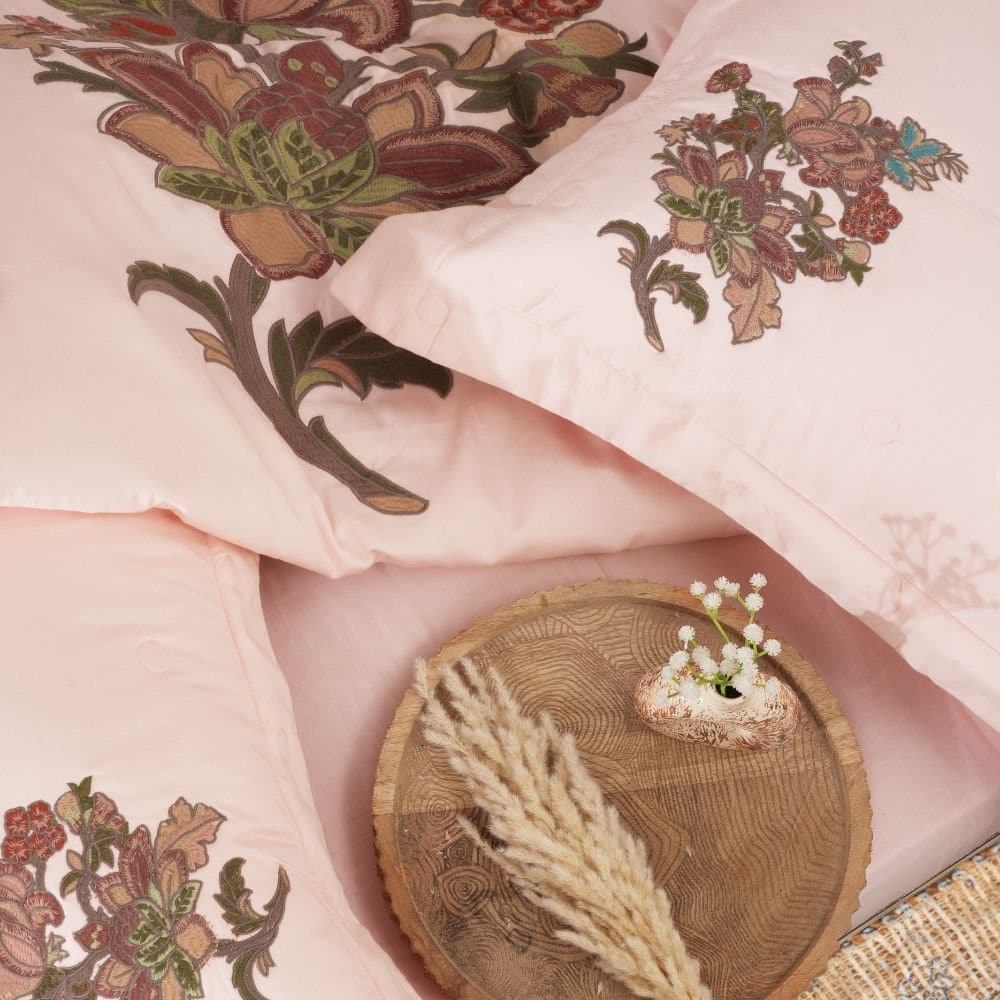 Floral Majesty Comforter Set | 300TC | 1 Double Comforter | 1 Bedsheet with 2 Pillow Covers (108″x108″/274cmx274cm)
