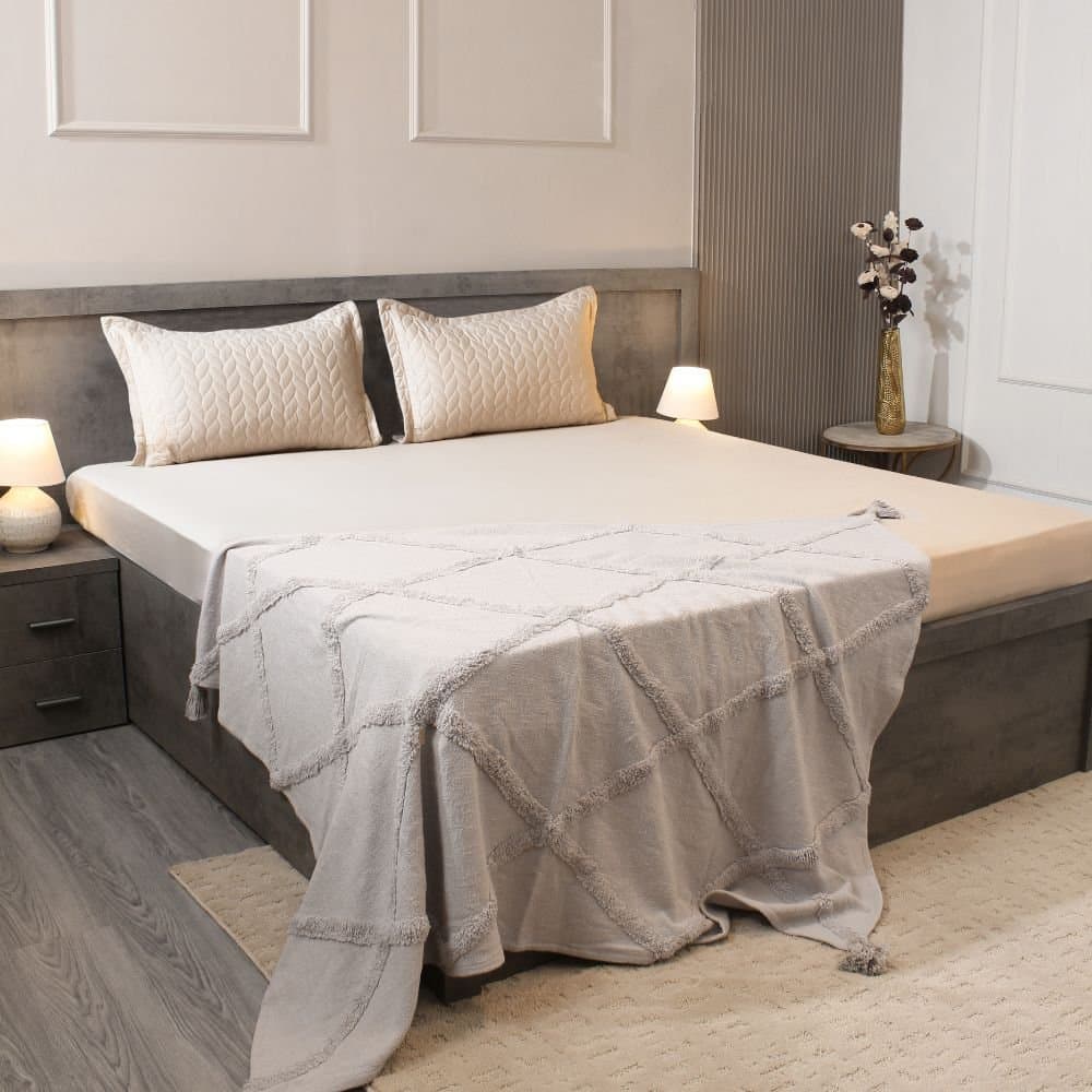 Aura-Quilt Collection | 100% Cotton | Solids (108″x108″/274cmx274cm) | 300TC Superking Size Bedsheet with 2 Quilted Pillow Covers | Warm Sand view 2