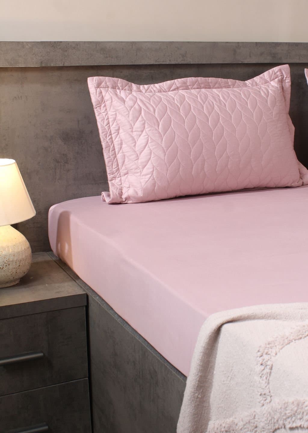 Aura-Quilt Collection | 100% Cotton | Solids (108″x108″/274cmx274cm) | 300TC Superking Size Bedsheet with 2 Quilted Pillow Covers | Muted Rose view 4