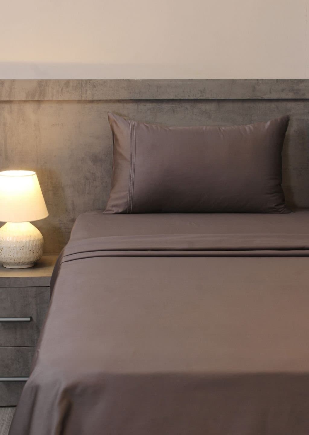 Linea Luxe Collection | 100% Cotton | Solids (108″x108″/274cmx274cm) | 400TC Superking Size Bedsheet with 2 Embroided Pillow Covers | Deep Grey view 4