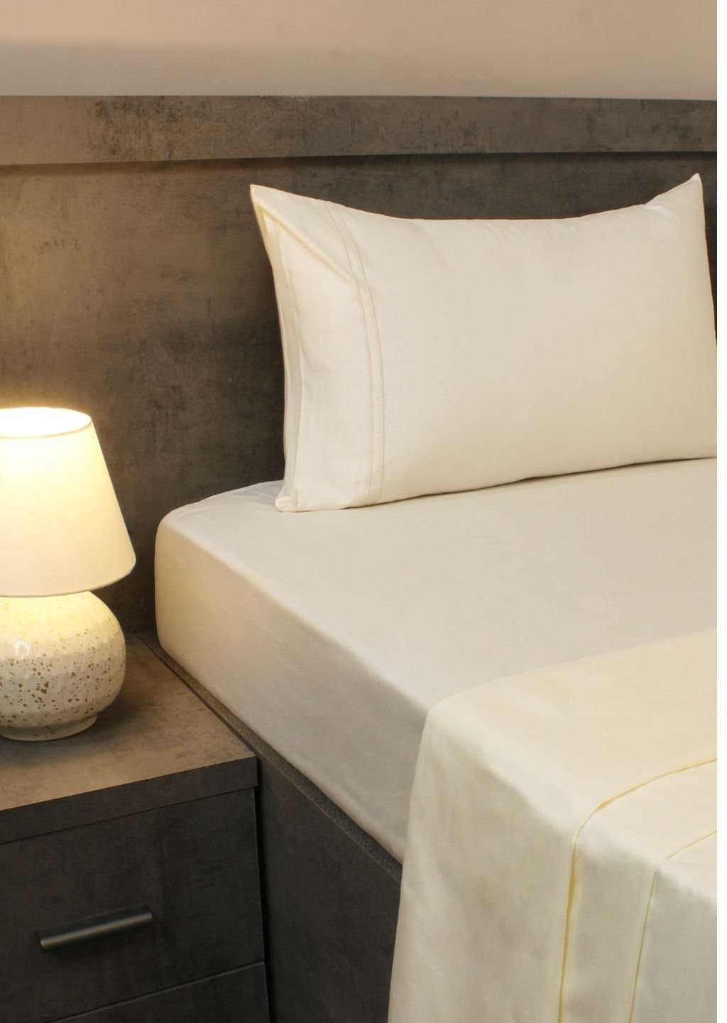 Linea Luxe Collection | 100% Cotton | Solids (108″x108″/274cmx274cm) | 400TC Superking Size Bedsheet with 2 Embroided Pillow Covers | Light Cream view 3