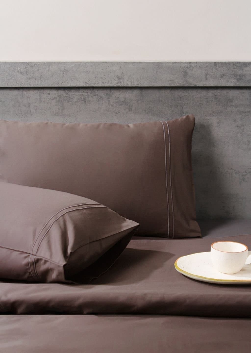 Linea Luxe Collection | 100% Cotton | Solids (108″x108″/274cmx274cm) | 400TC Superking Size Bedsheet with 2 Embroided Pillow Covers | Deep Grey