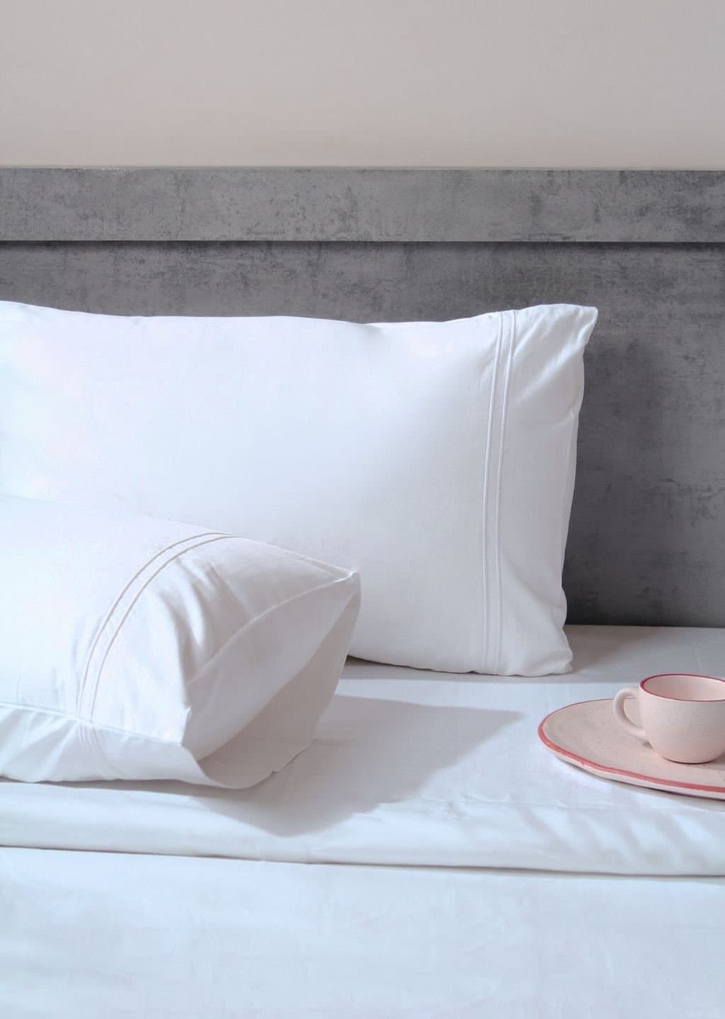 Linea Luxe Collection | 100% Cotton | Solids (108″x108″/274cmx274cm) | 400TC Superking Size Bedsheet with 2 Embroided Pillow Covers | White