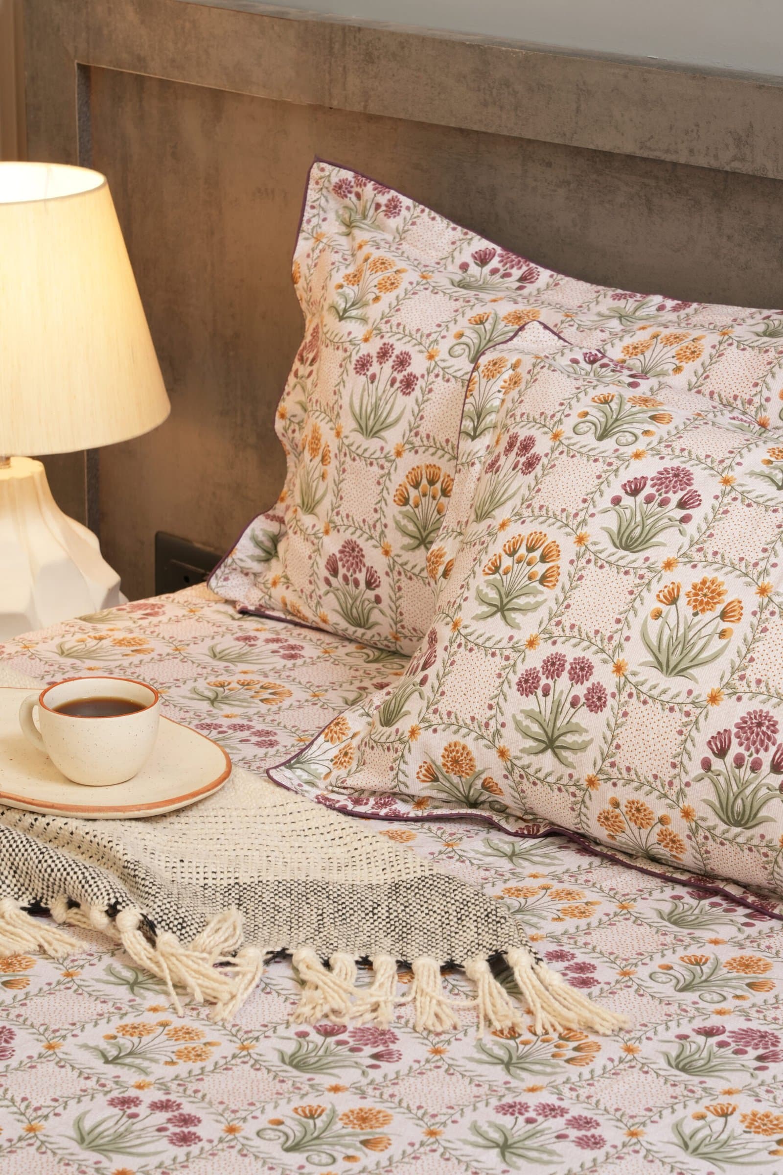 Sleeping Owls- Because Your Sleep Matters (In-House) Weavio Collection | 100% Cotton | Botanical Trellis Floral (108″x108″/274cmx274cm) | 210TC Superking Size Bedsheet with 2 Piping Pillow Covers