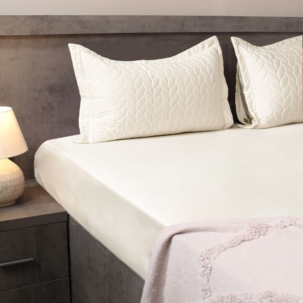 Aura-Quilt Collection | 100% Cotton | Solids (108″x108″/274cmx274cm) | 300TC Superking Size Bedsheet with 2 Quilted Pillow Covers | Light Cream view 4