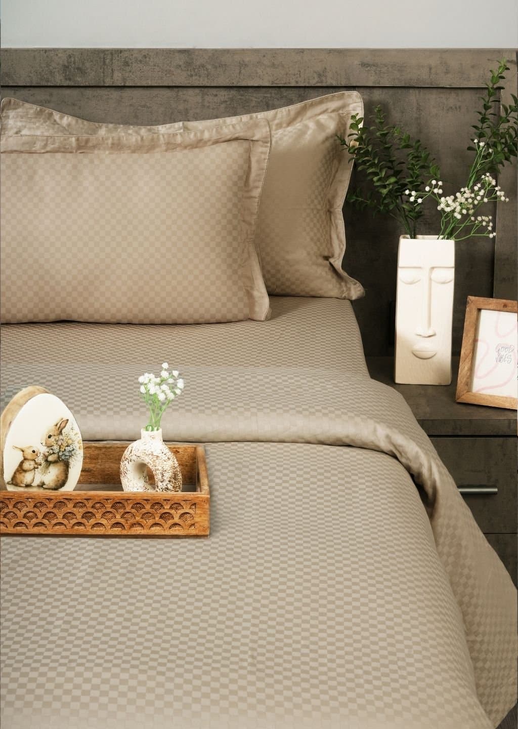Sleeping Owls-because your sleep matters (In-House) Jacquard 300TC Bedsheet Set | Soft Pearl | 1 Superking Bedsheet with 2 Pillow Covers (108″x108″/274cmx274cm)