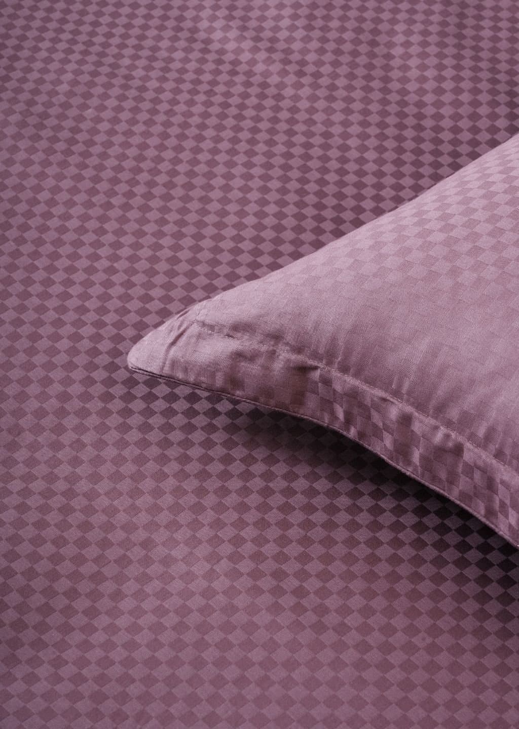 Sleeping Owls-because your sleep matters (In-House) Jacquard 300TC Bedsheet Set | Vintage Plum | 1 Superking Bedsheet with 2 Pillow Covers (108″x108″/274cmx274cm) view 4
